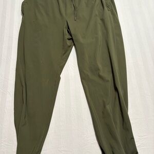 Mondetta Men's Olive Green Pants